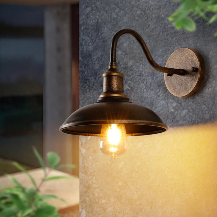 Elara Haus Vintage Industrial Barn Light Sconce Front