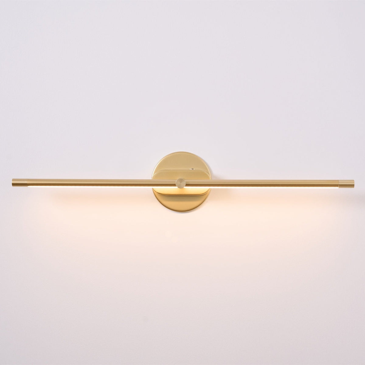 Minimalist Metal Wall Lamp Rechargeable Pivoting View 52